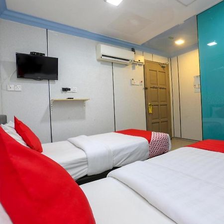 Oyo 90126 Pen U Cottages Dungun Esterno foto