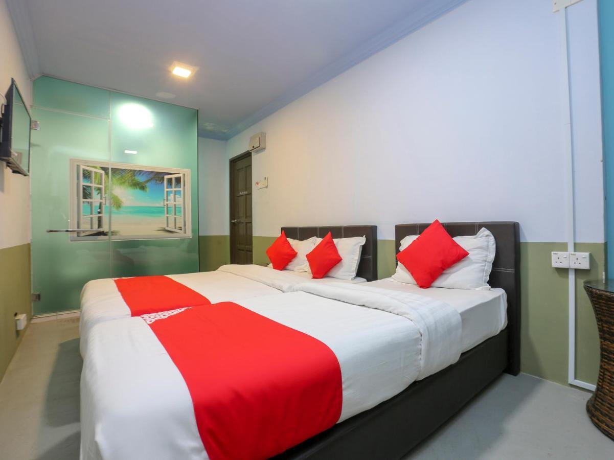Oyo 90126 Pen U Cottages Dungun Esterno foto