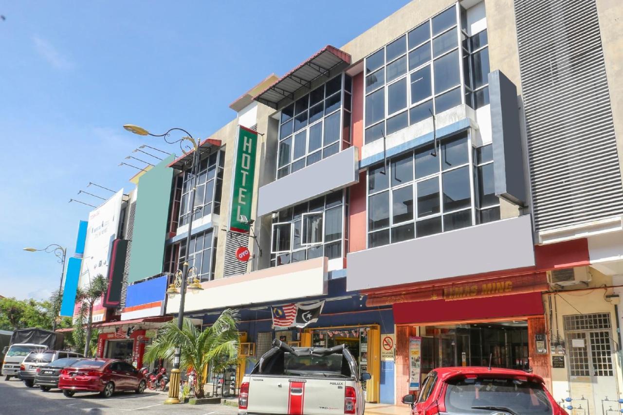 Oyo 90126 Pen U Cottages Dungun Esterno foto