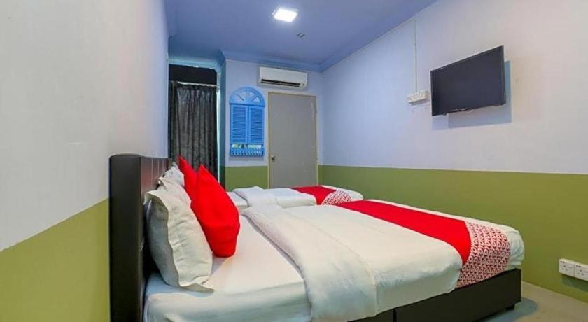 Oyo 90126 Pen U Cottages Dungun Esterno foto